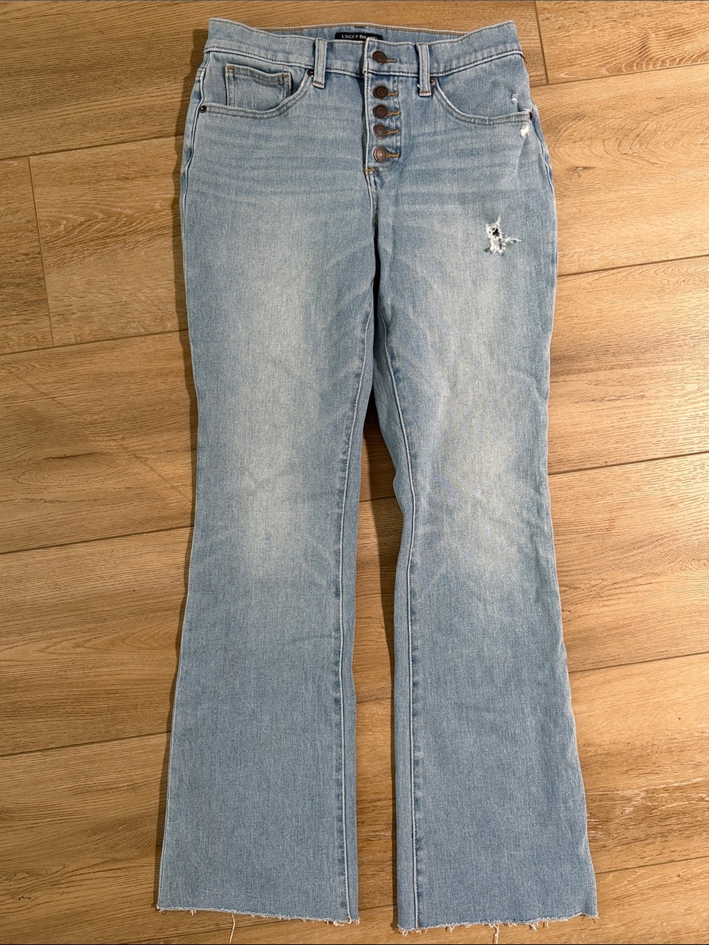 Lucky Brand Light Blue Bootcut High-Rise Jeans 6 28 raw edge